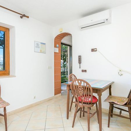 Seaside Apartments With A Swimming Pool Okrug Gornji, Ciovo - 11374 Trogir Extérieur photo