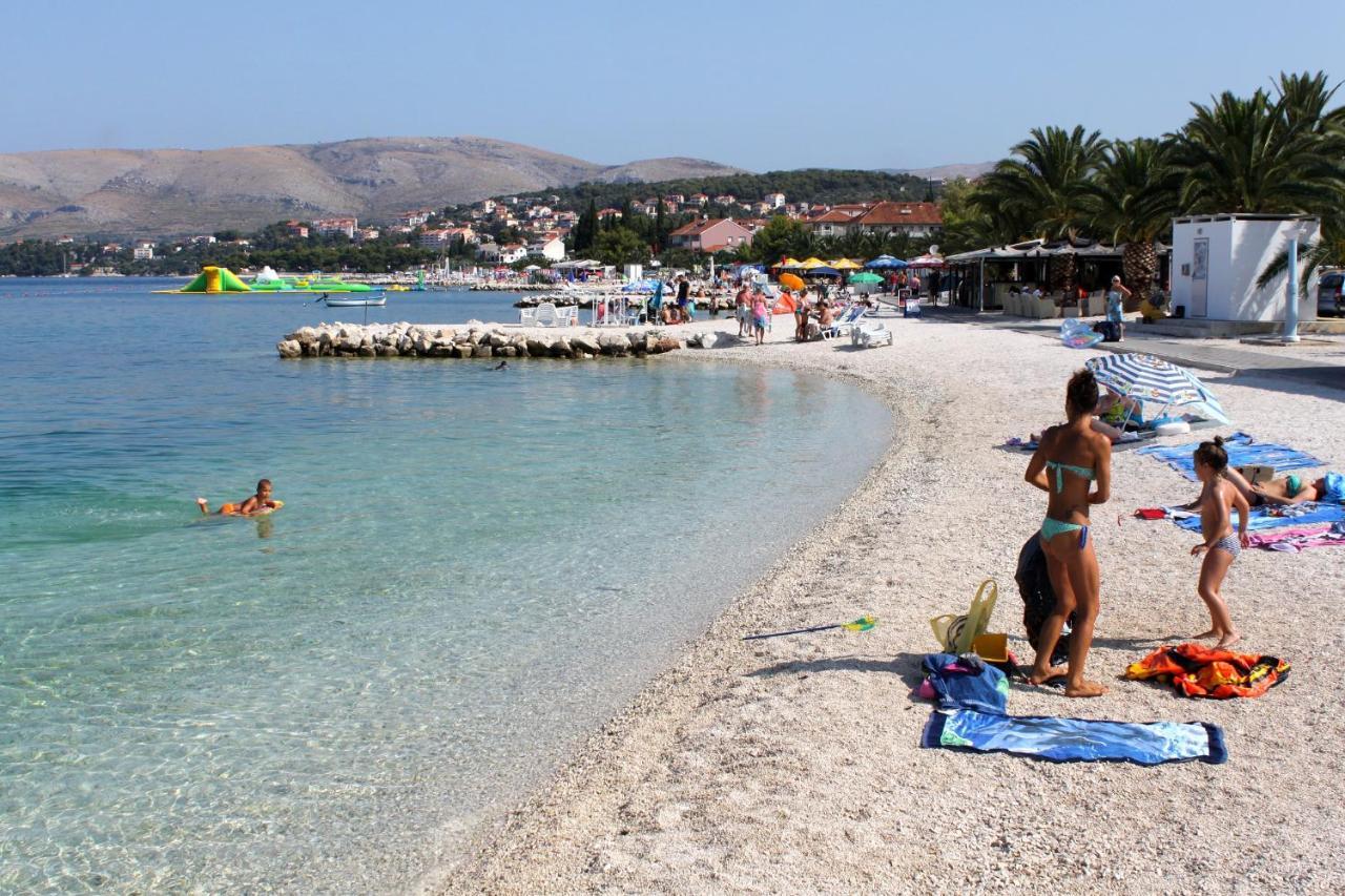 Seaside Apartments With A Swimming Pool Okrug Gornji, Ciovo - 11374 Trogir Extérieur photo