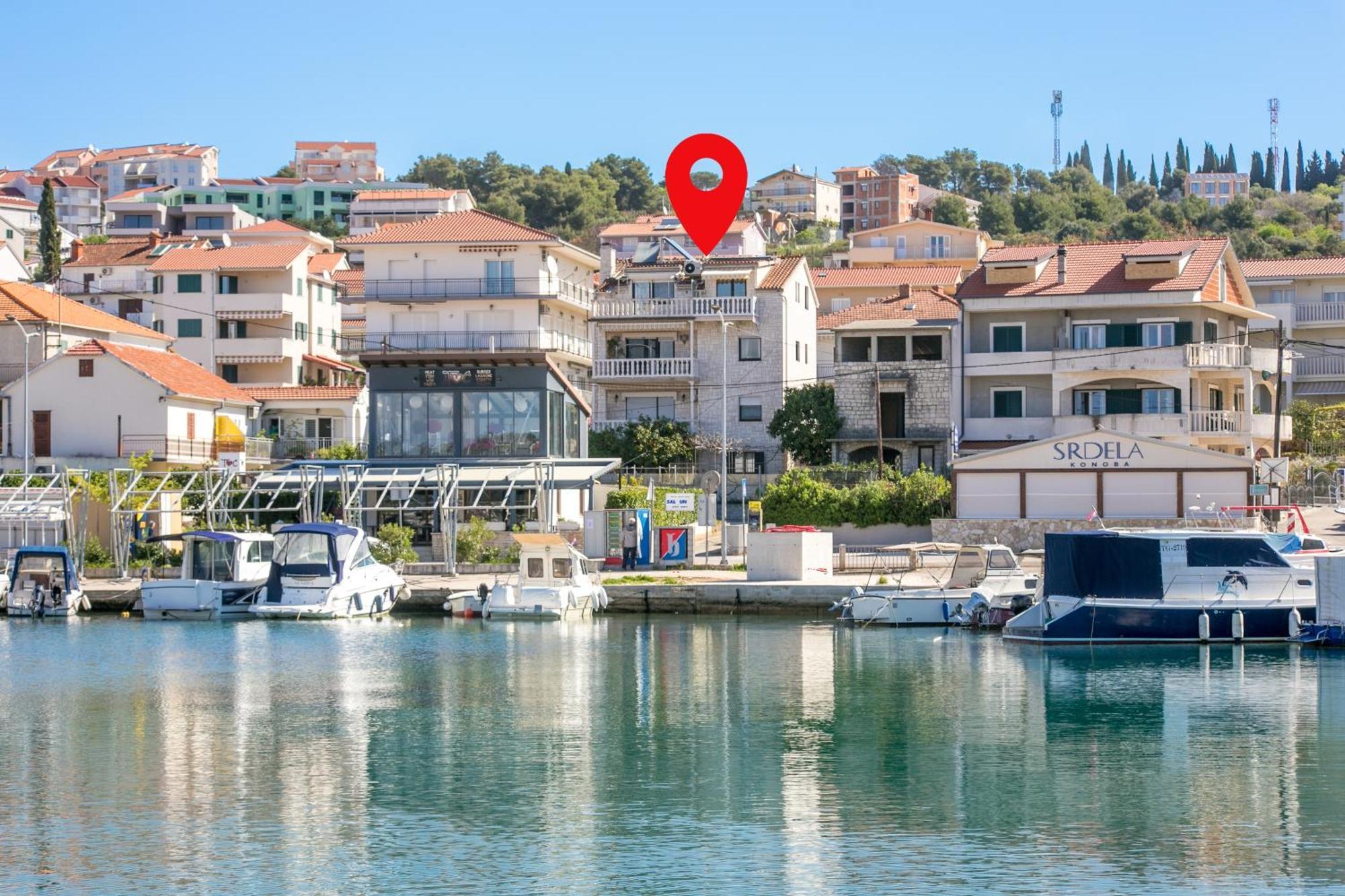 Seaside Apartments With A Swimming Pool Okrug Gornji, Ciovo - 11374 Trogir Extérieur photo